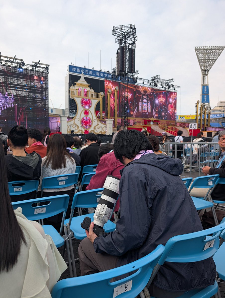 カムかず tweet media