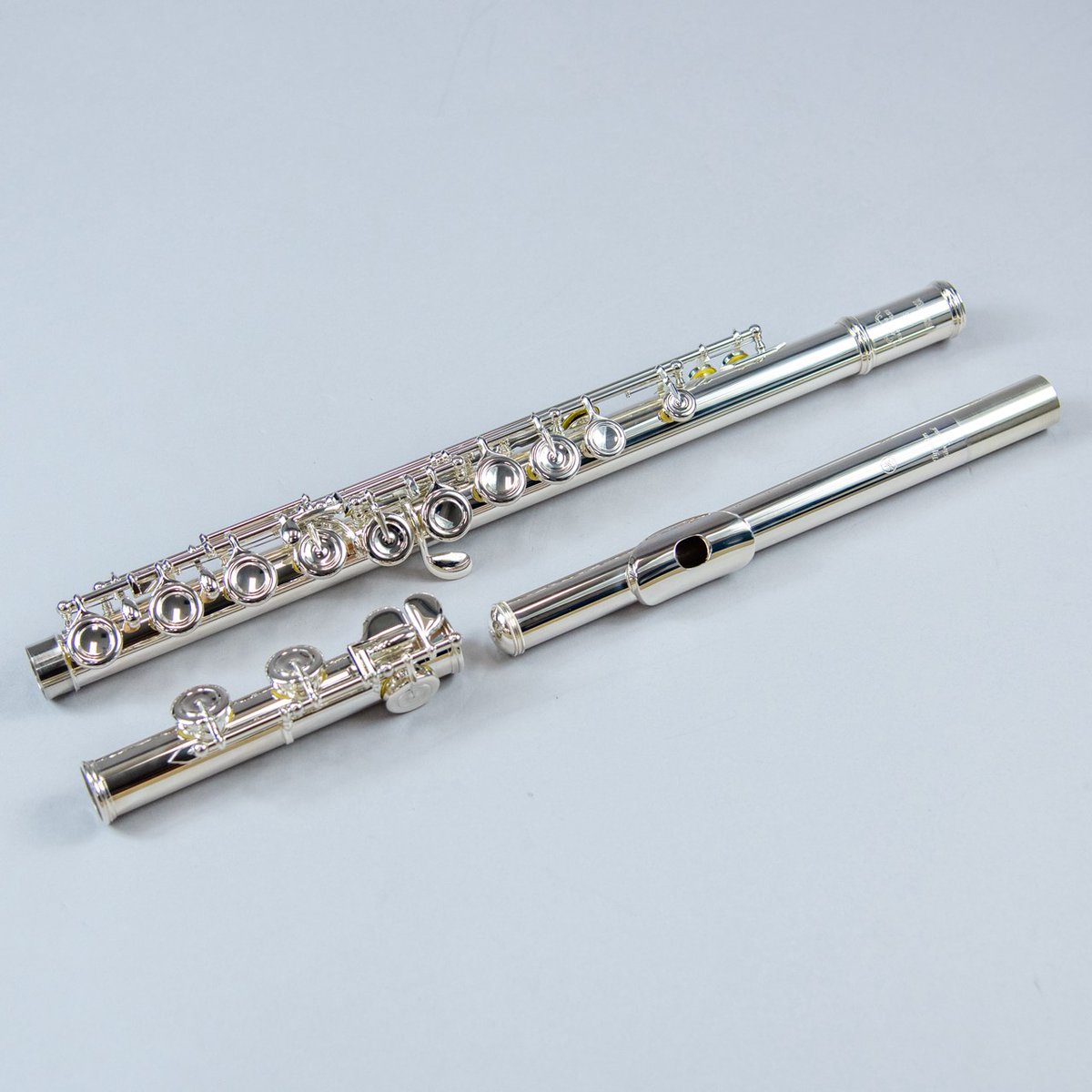 shima_wind_r's tweet image. 【中古楽器情報】

ヤマハのフルート『YFL517』の調整が完了しました('◇')ゞ                                 

詳細はこちら↓↓
shimamura.co.jp/shop/repair-wi…

#ヤマハ 
#YAMAHA
#フルート
#YFL517
#中古 
#本八幡 
#JR本八幡駅徒歩2分