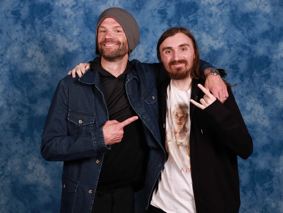 Thank you so much Jared Padalecki for this memorable meet at Comic Con France😁You're such cool! I'll never forget it. 🤘
<a href="/jarpad/">Jared Padalecki</a>