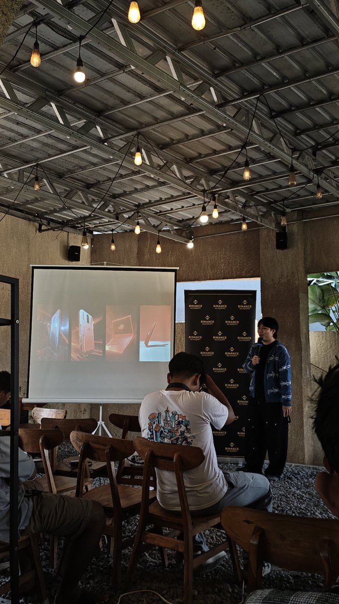 Bang KeN tweet media