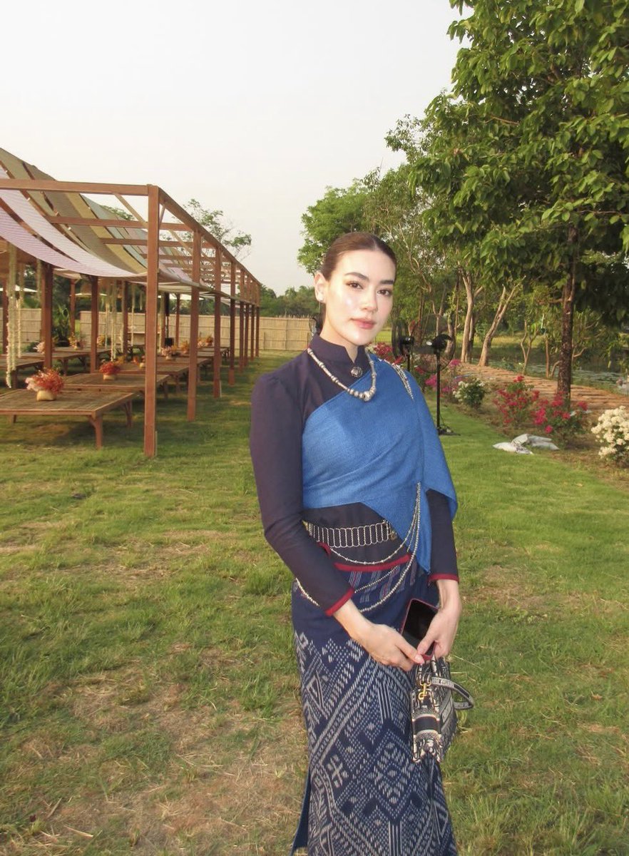 FridayNight tweet media