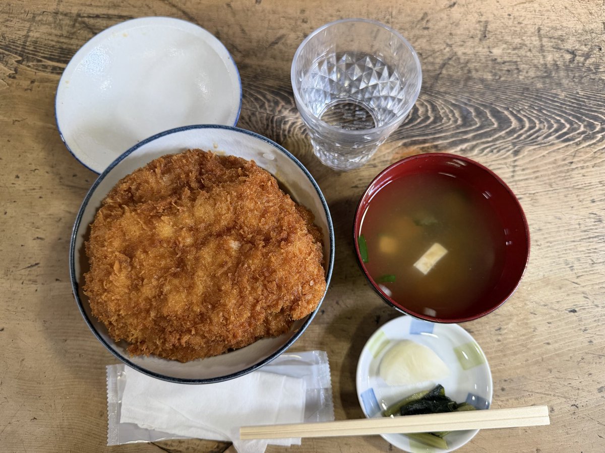 泥 沼男 tweet media