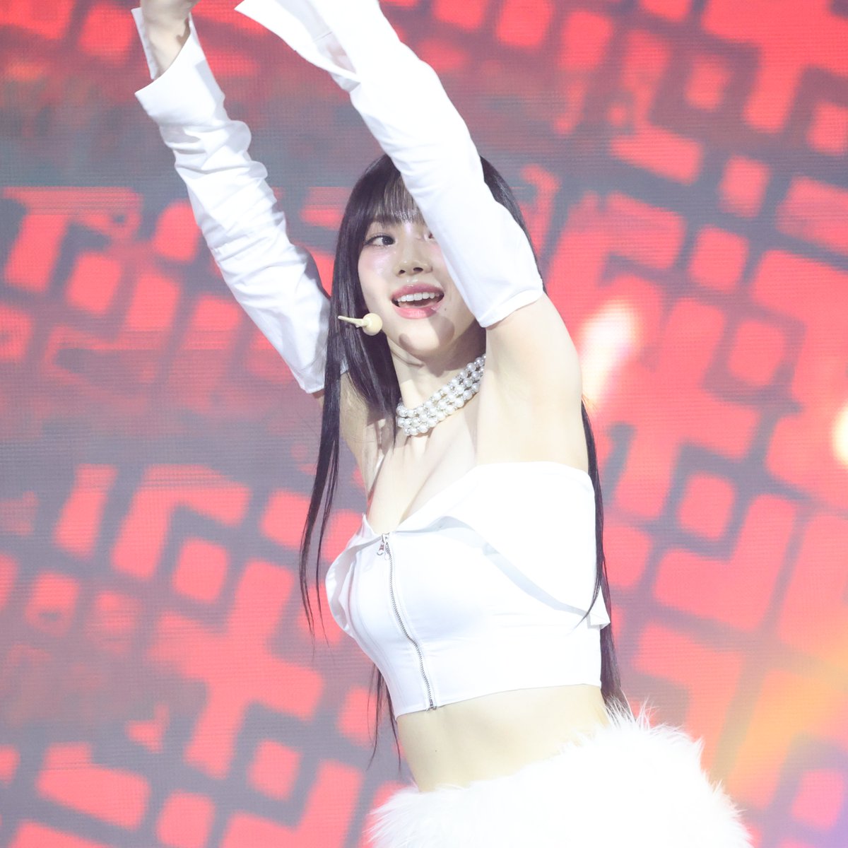 kpopdataz tweet media