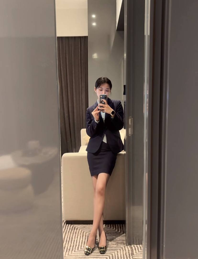 酒店女经理芬姐姐 tweet media