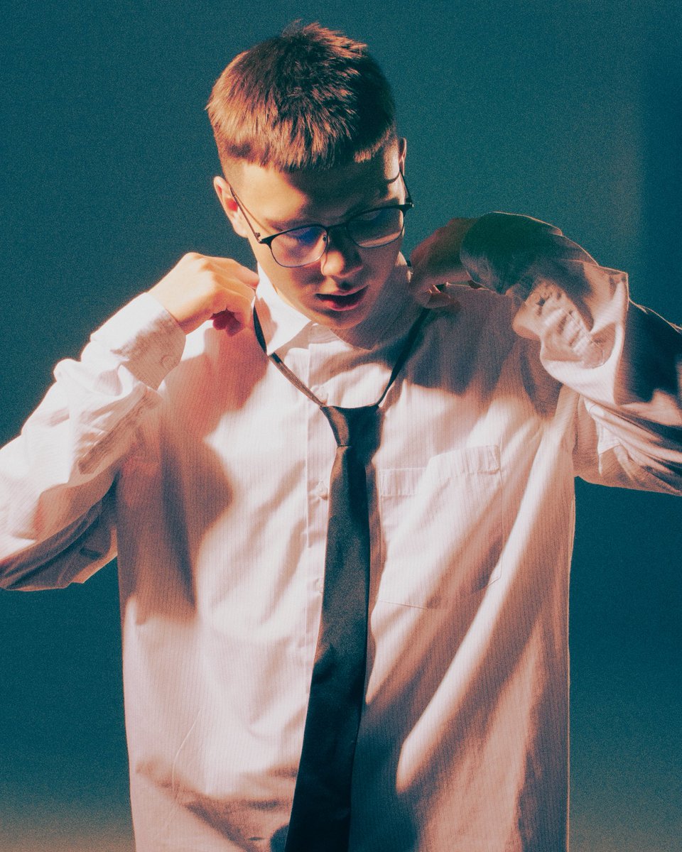 экзистенциальное месиво 2.0 tweet media