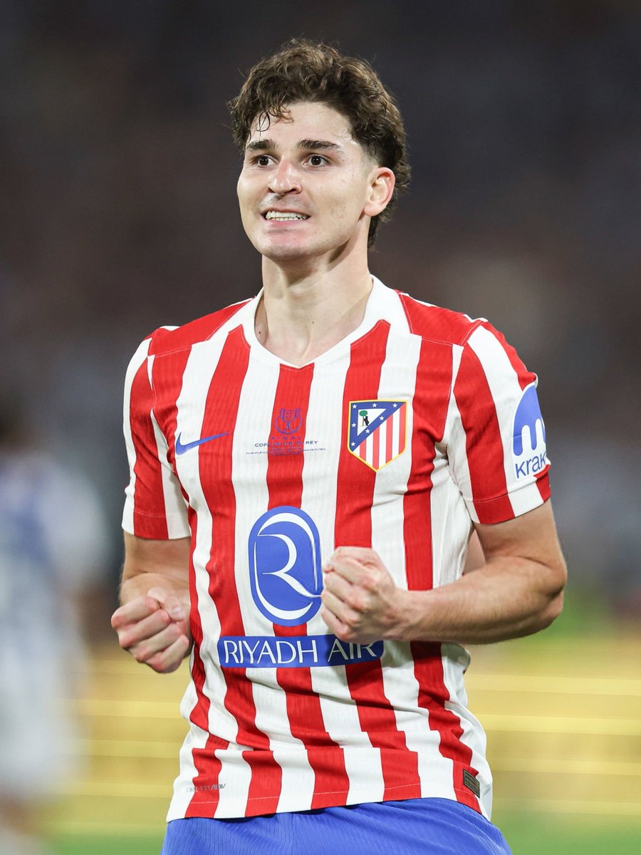 FCB World tweet media