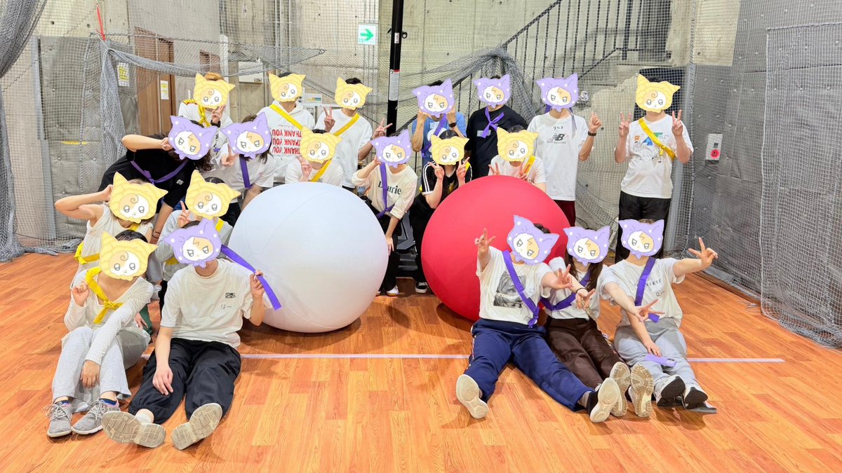 なー tweet media