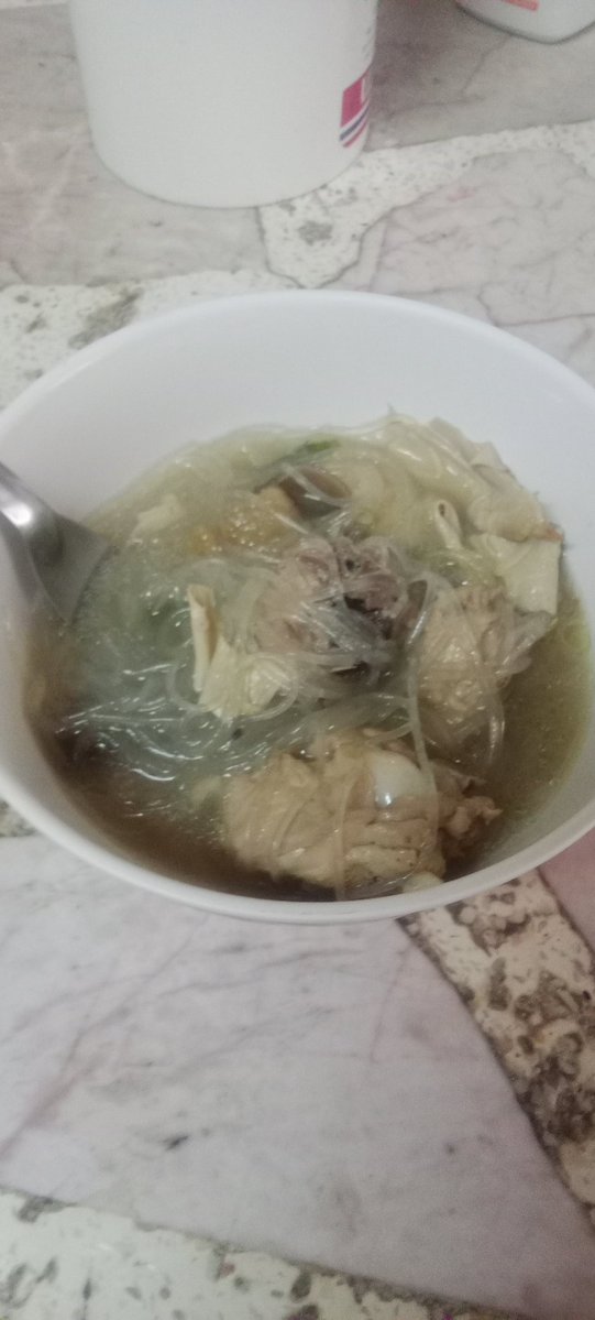 วันวาฬ tweet media