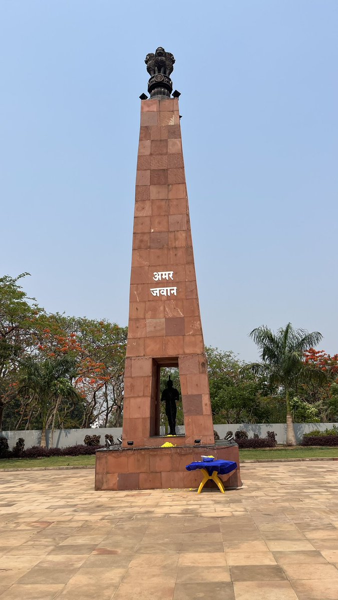 InfraStory tweet media