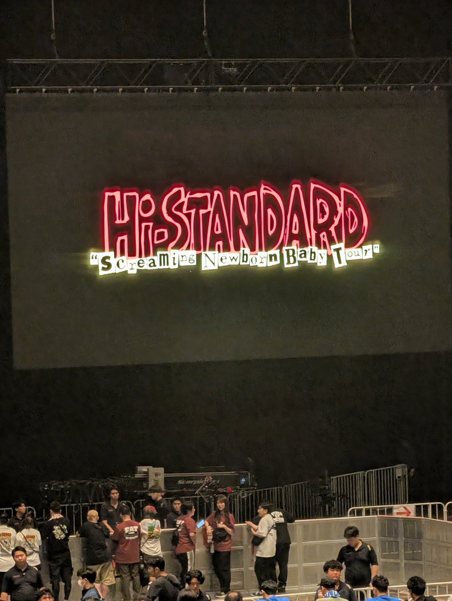 masao_01_'s tweet photo. 来・た・ぜっ！YOKOHAMAー！
#HiSTANDARD 
#SNBツアー
#ファイナル https://t.co/LV2QVDaA5S