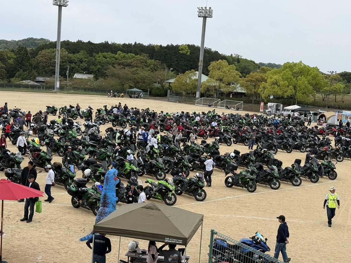 しぃま🔑忍1000sx tweet media