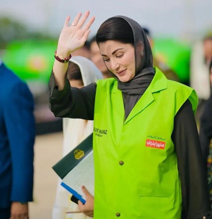 Sheraxii Tweets tweet media