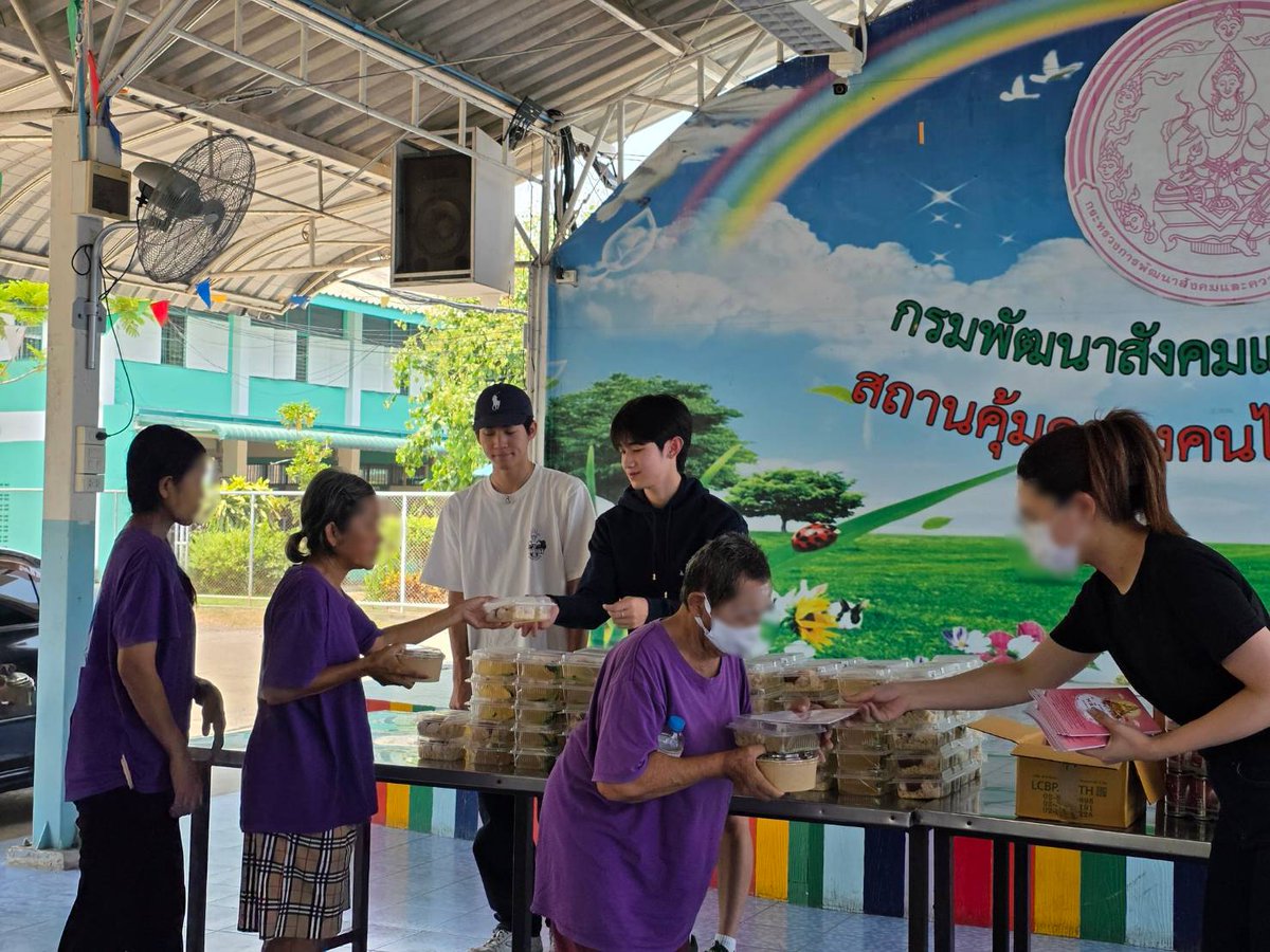 ___progresss___ tweet media