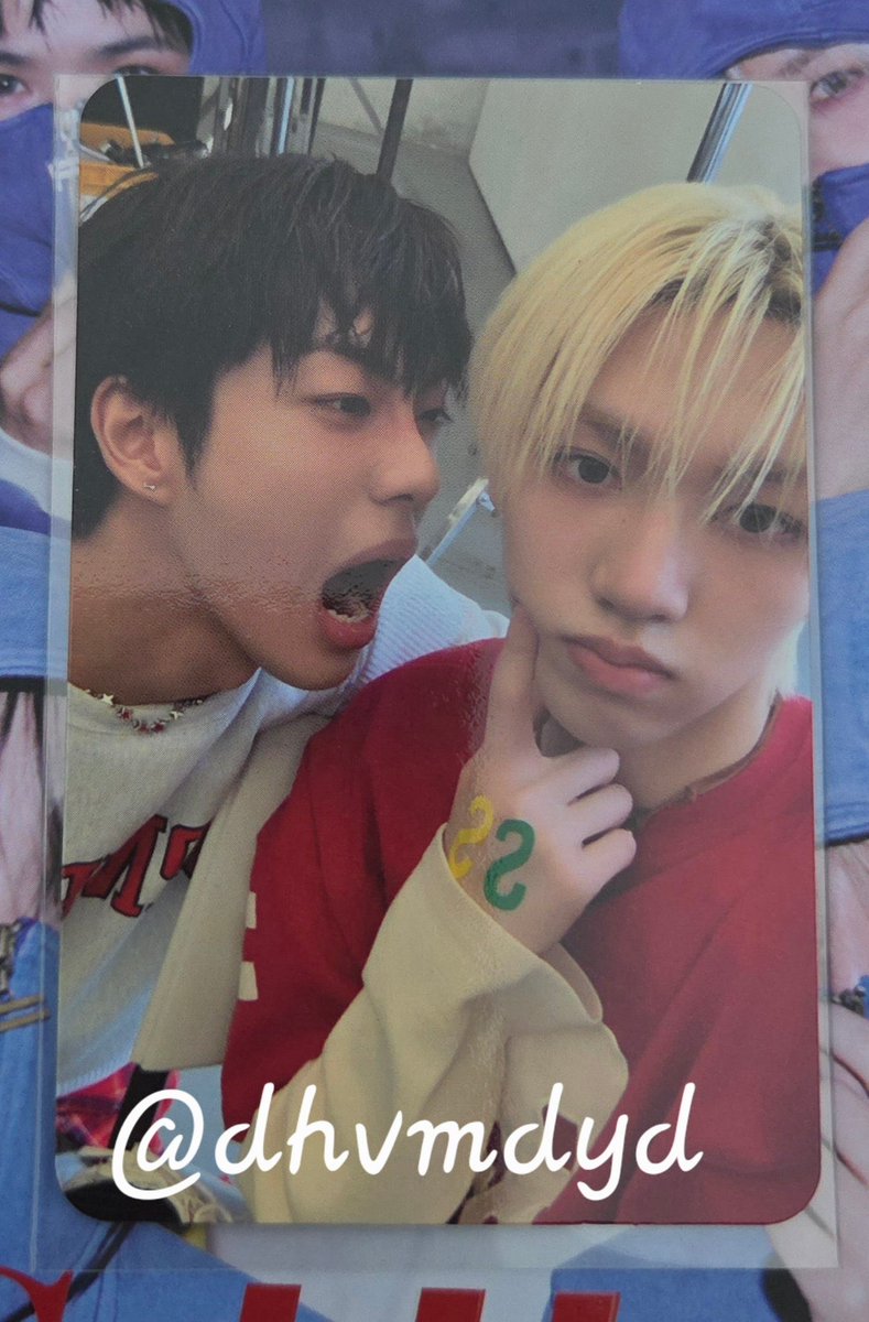 부리 tweet media