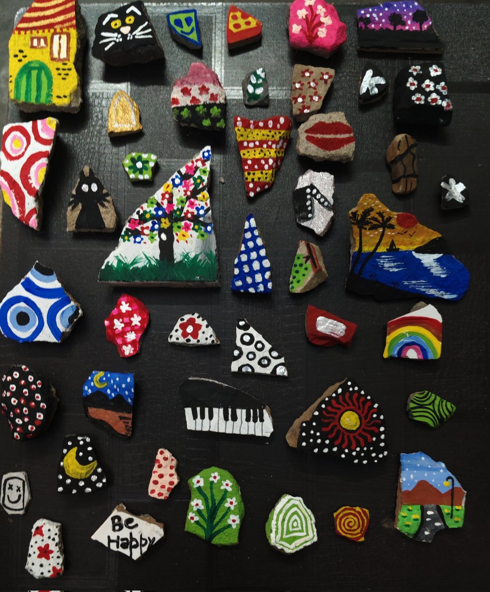 Gungun187702's tweet image. Skill 10:🪨🎨
Today I learned a new skill... stone painting
Turning simple stones into beautiful little pieces of art.
#GungunSkills #Skill10 #SelfGrowth #NewSkill