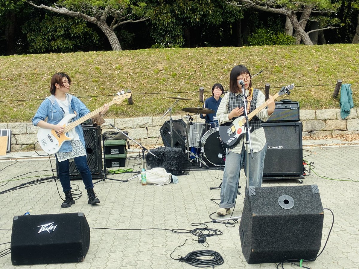 yamanacoco's tweet photo. みみクラゲ初ライブ
行ってきたよ👾✨
#みみクラゲ #マリーン3世 https://t.co/v9cUY2NgTE