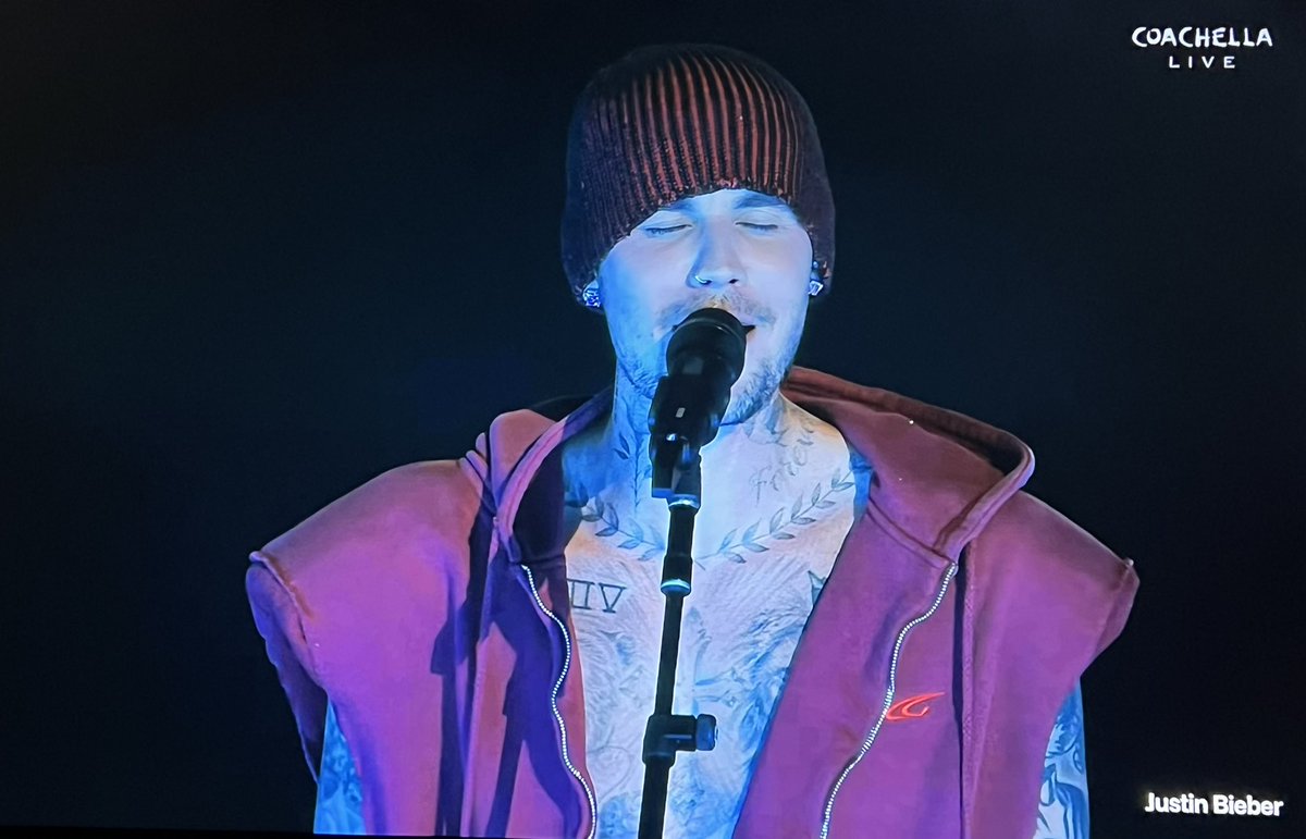 Carl Kelly tweet media