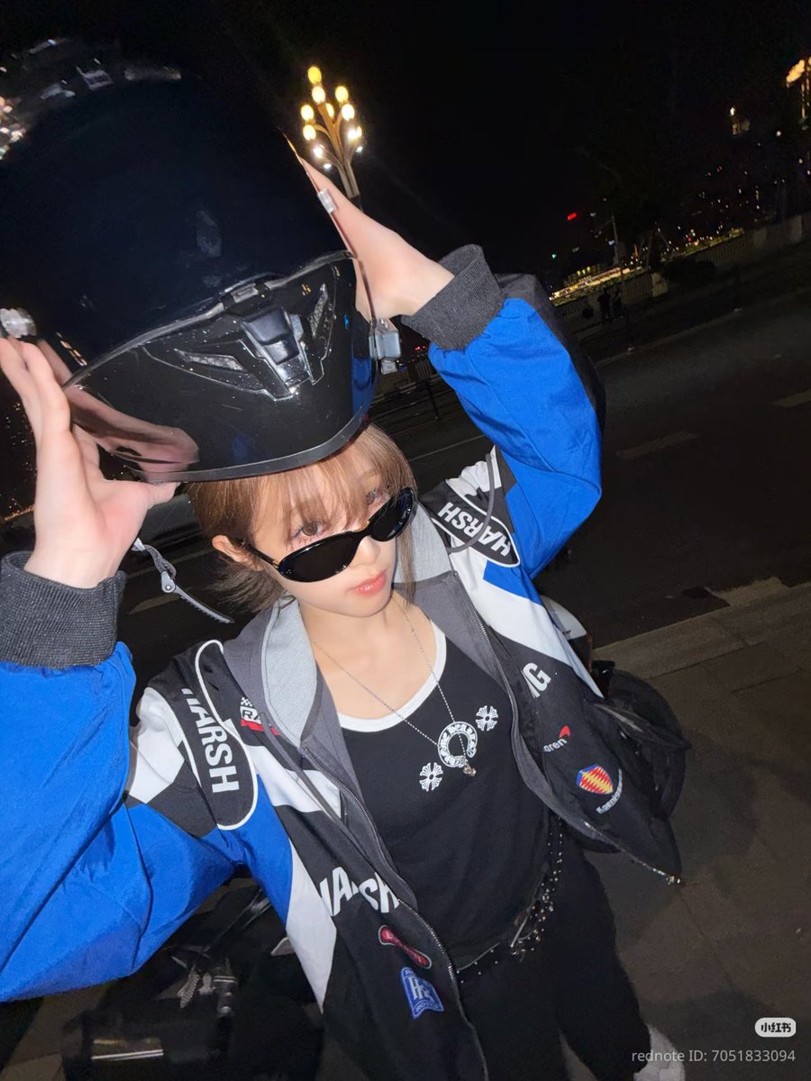 hourly yena tweet media