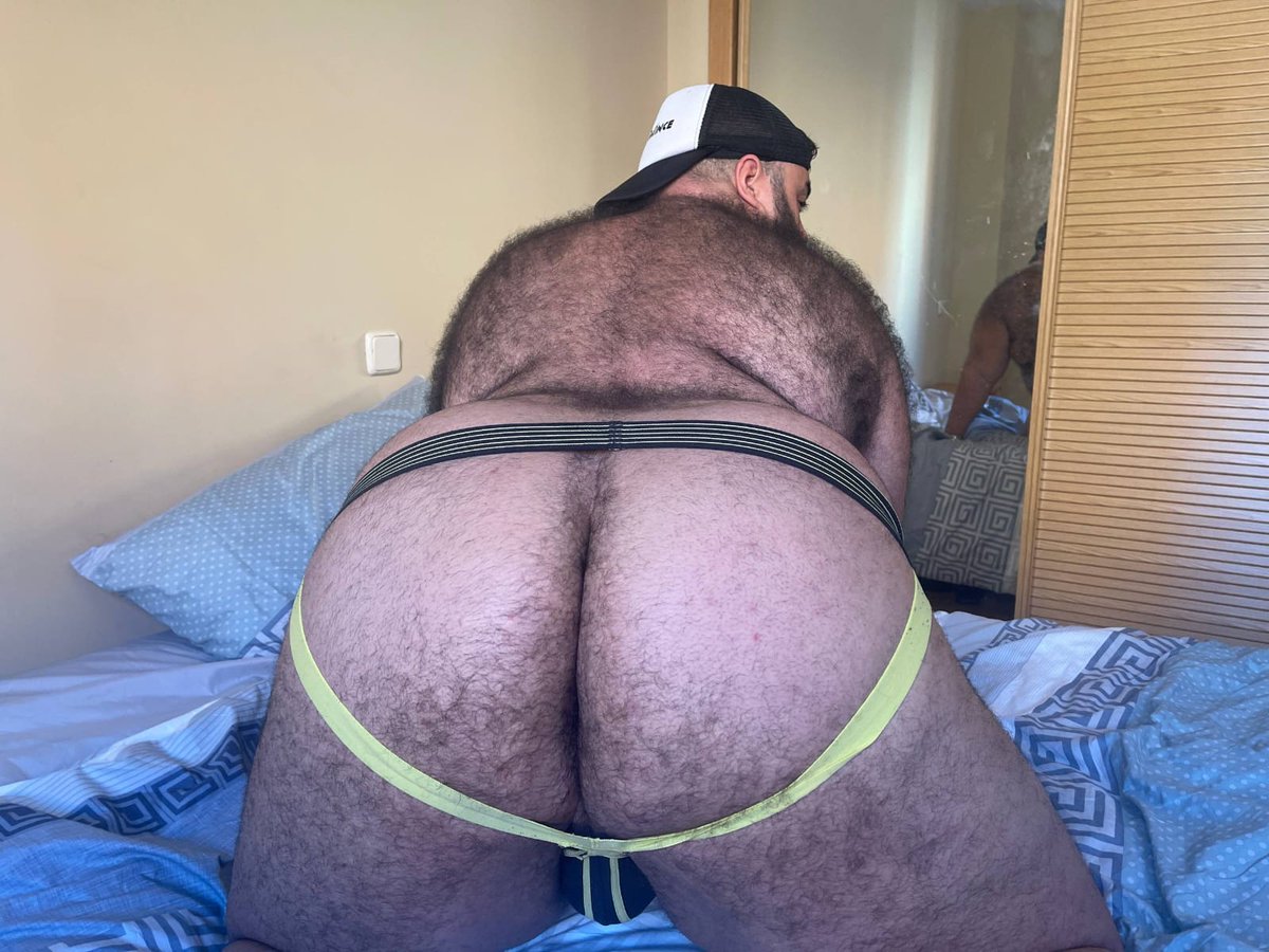 TheMencey tweet media