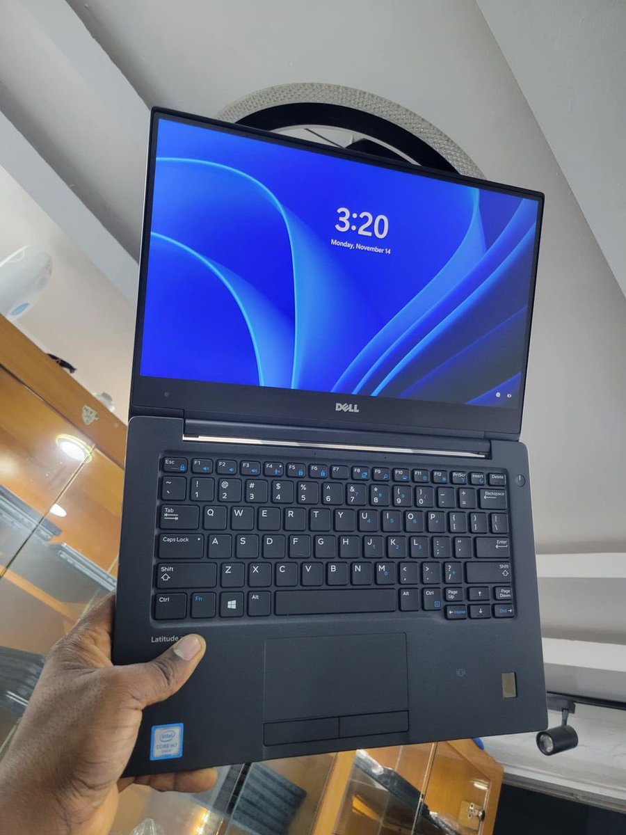 Val Gadgets tweet media