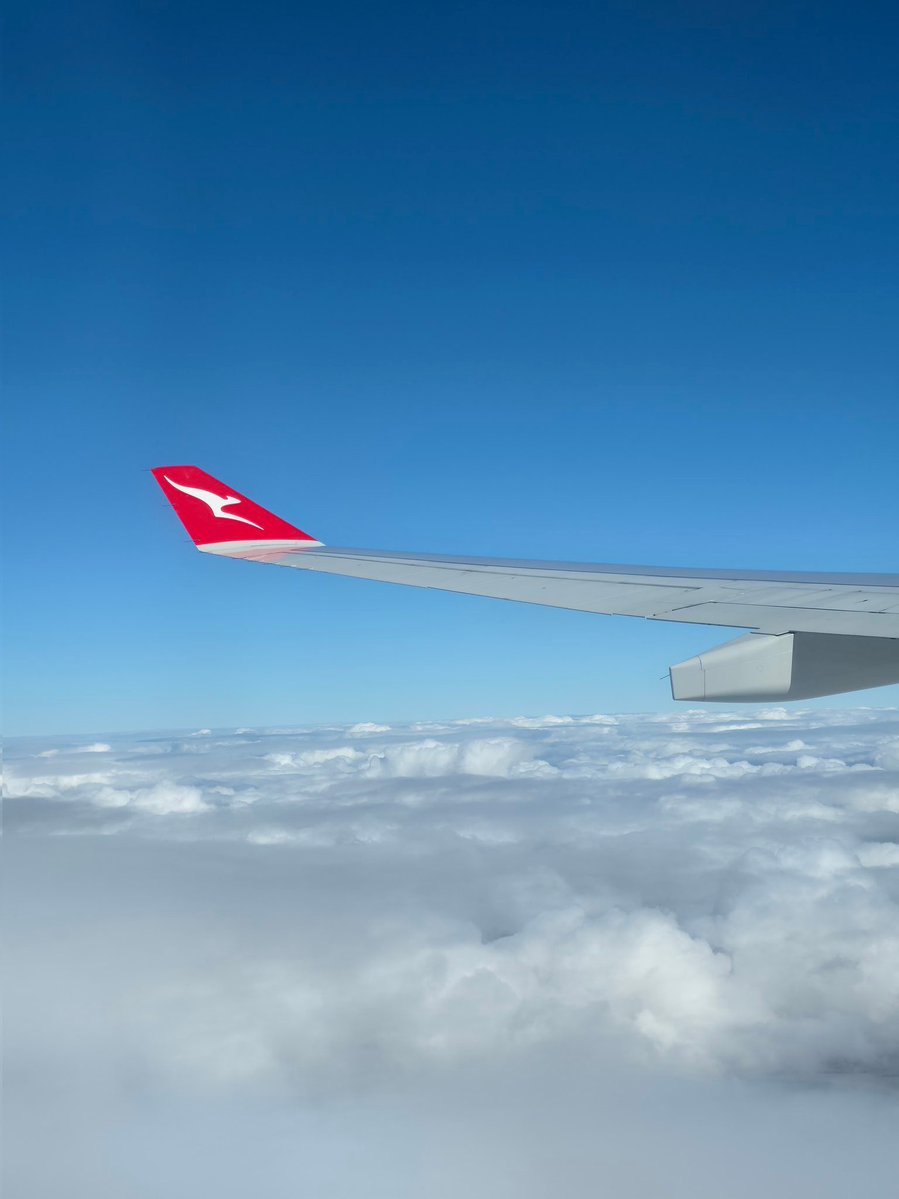 huyspotter's tweet image. Return flights back to the UK after a month down under on the 15/04/26
QF35 A330-200 (VH-EBG) &amp;amp; QF1 A380 (VH-OQG).

Great hospitality and flights with @Qantas through @Melair and @ChangiAirport .

#Avgeek #planespotter #planelife #Qantas #A380