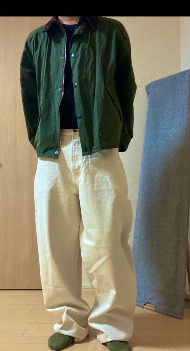 flannelism's tweet image. かなり久々に買った気がするsupのバギー
ずーっとうっすら欲しかったけどなんかタイミング合わなくてずっと買えなかったナチュラル
並び捌くの忙しいだろう中サイズ提案してくれた大阪の激シブ店員さんに感謝です🙏
生成りな生地が最高です
#supreme