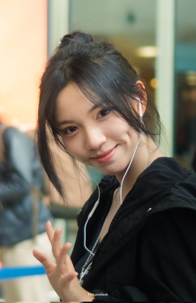 For Loveliest tweet media