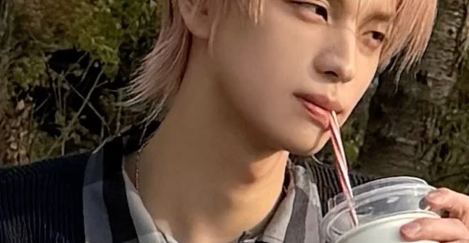 신유 목 tweet media