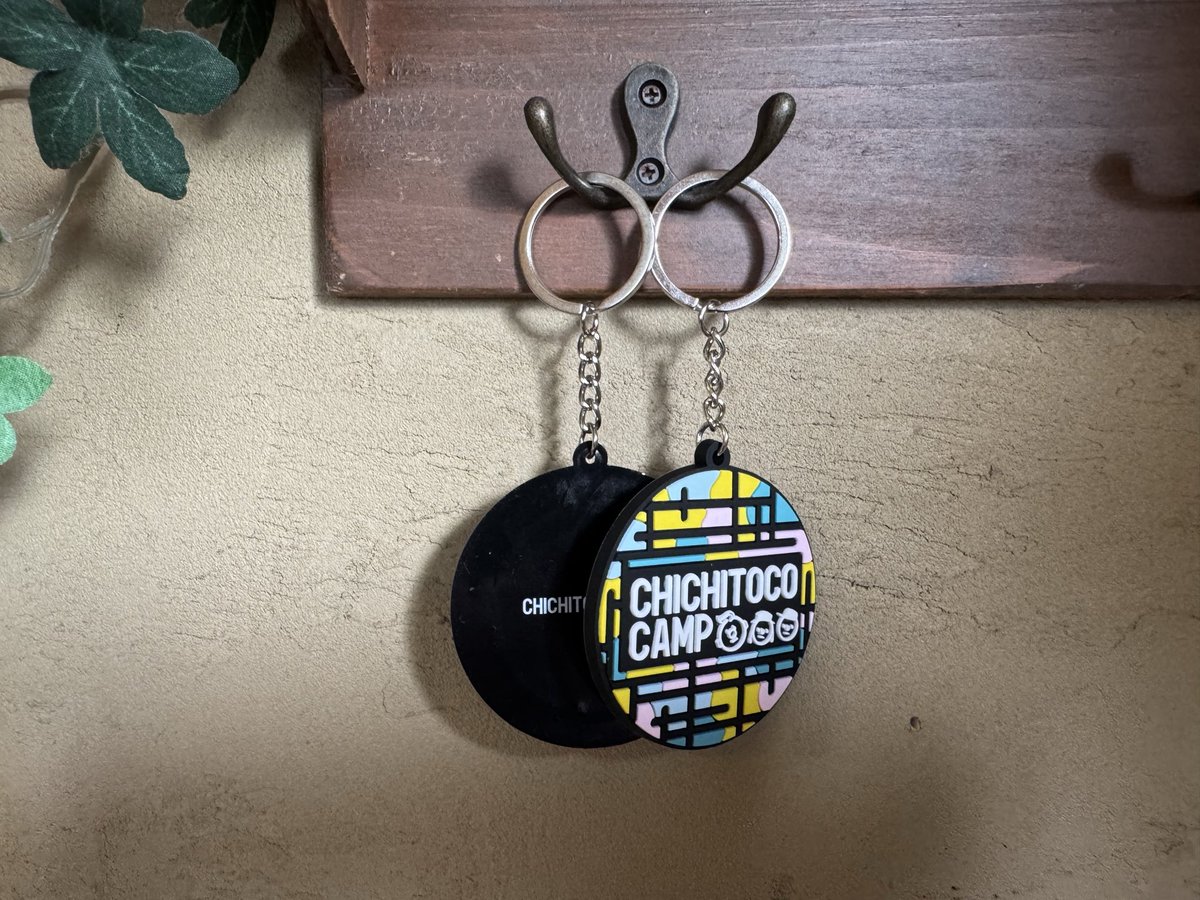 やまけん tweet media