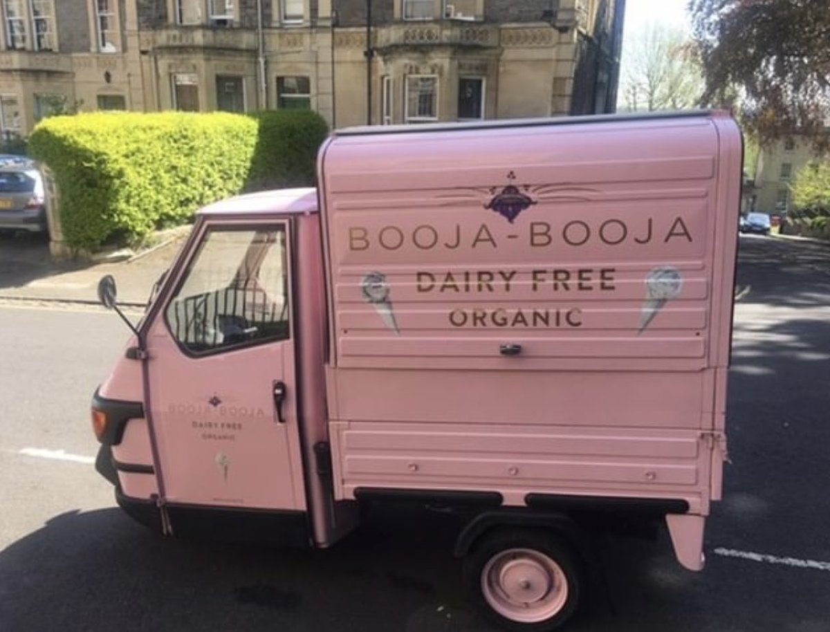 PoopsnoopEditor's tweet image. Booja Booja Vegan Icecream poopsnoop.com/Snoop/booja-bo… @Blackeeeee @BoojaBooja a snoop is the gift that keeps on giving #vegan #icecream