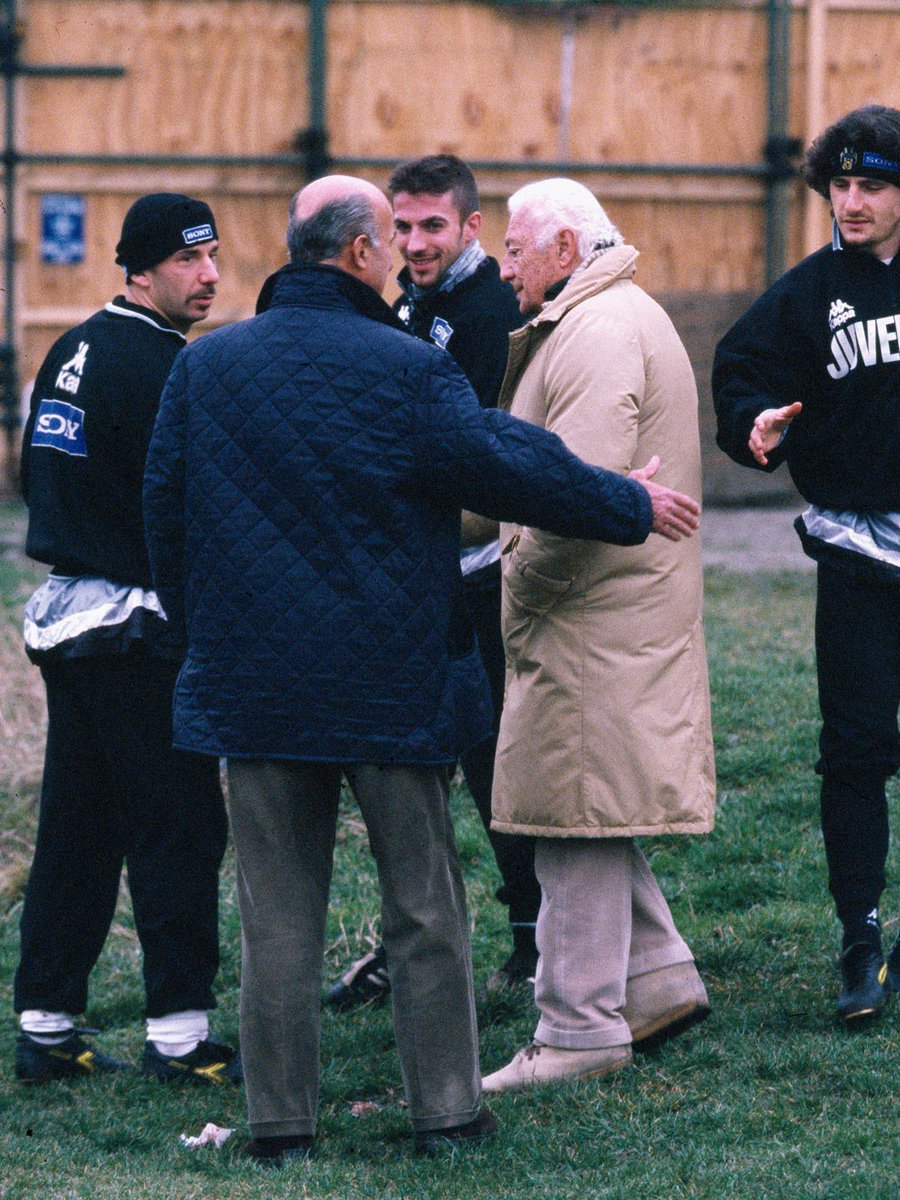 𝑪𝑨𝑷𝑶 𝟷𝟾𝟿𝟽 ⏻ 🇱🇾 tweet media