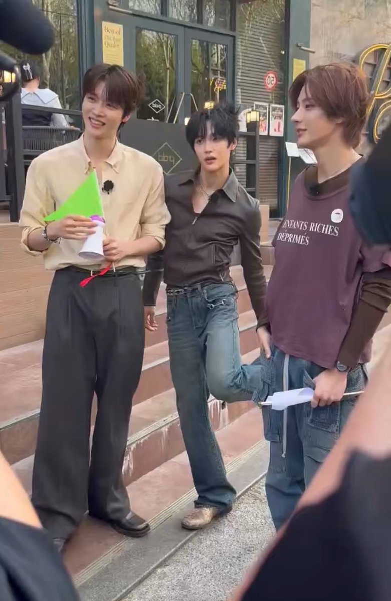 เจนนิเฟ่อ tweet media