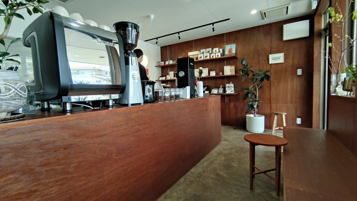 エチケット・ライオン改めはんぶんきりん tweet media