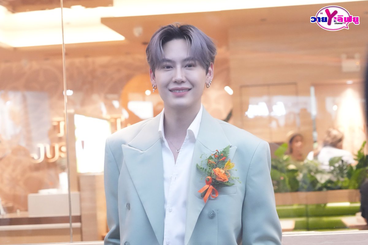 วายเลิฟยู tweet media