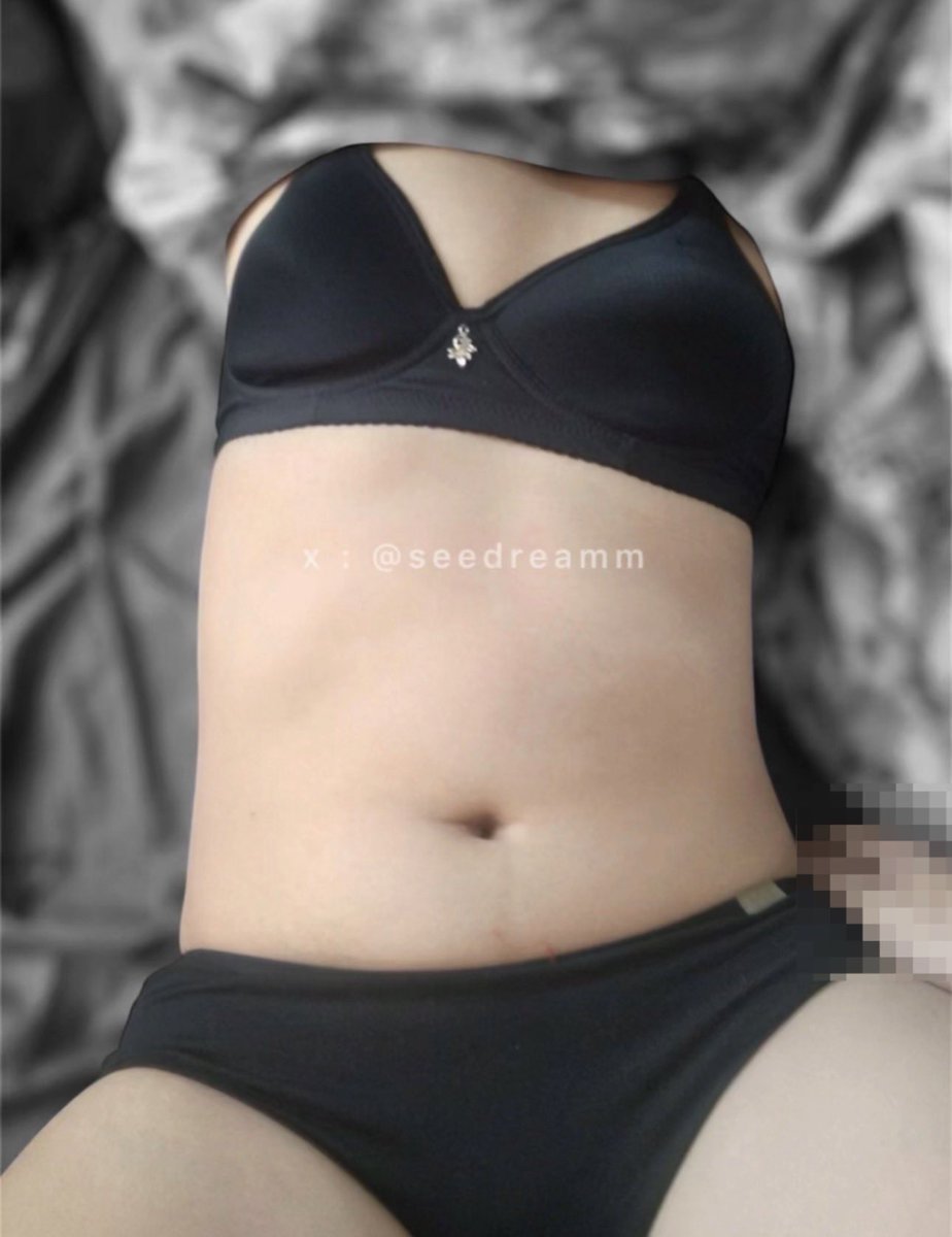 โชว์เมีย (แอคเก่าโดนแบน) tweet media