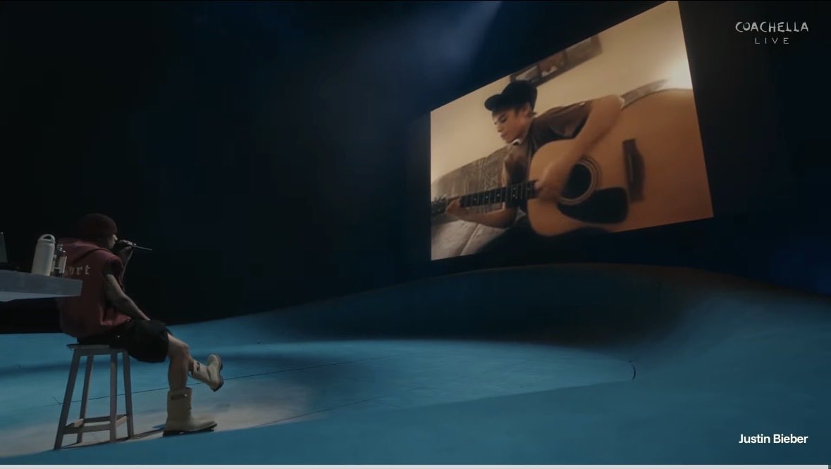 NotMelissaVitelli tweet media