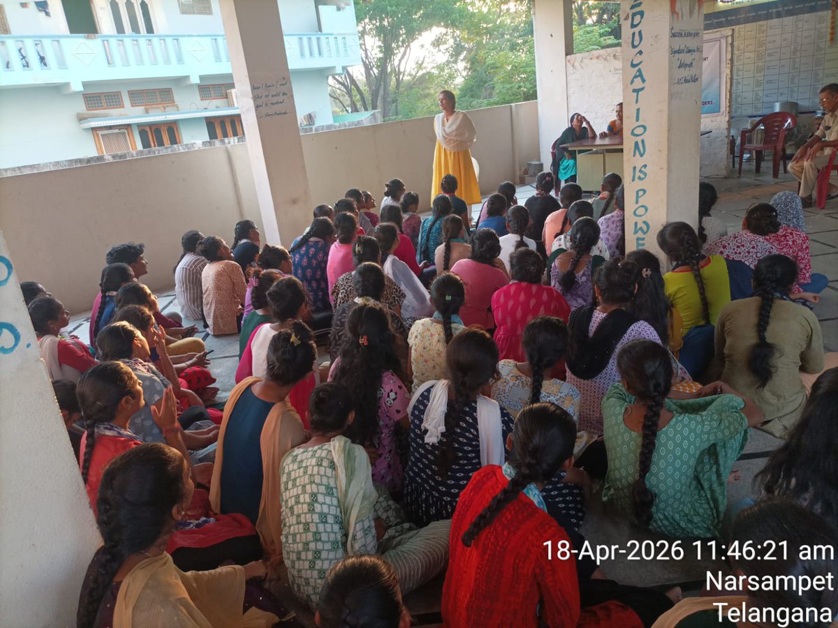 she_teams's tweet image. Conducted #Awareness Programme at #BC HOSTEL #NARSAMPETA. In which 130 Members of Students were participated. We explained the following topics what is #sheteam,how it Works how it is useful for them #child abuse,#TSafe App,Child #helpline No.1098 etc...