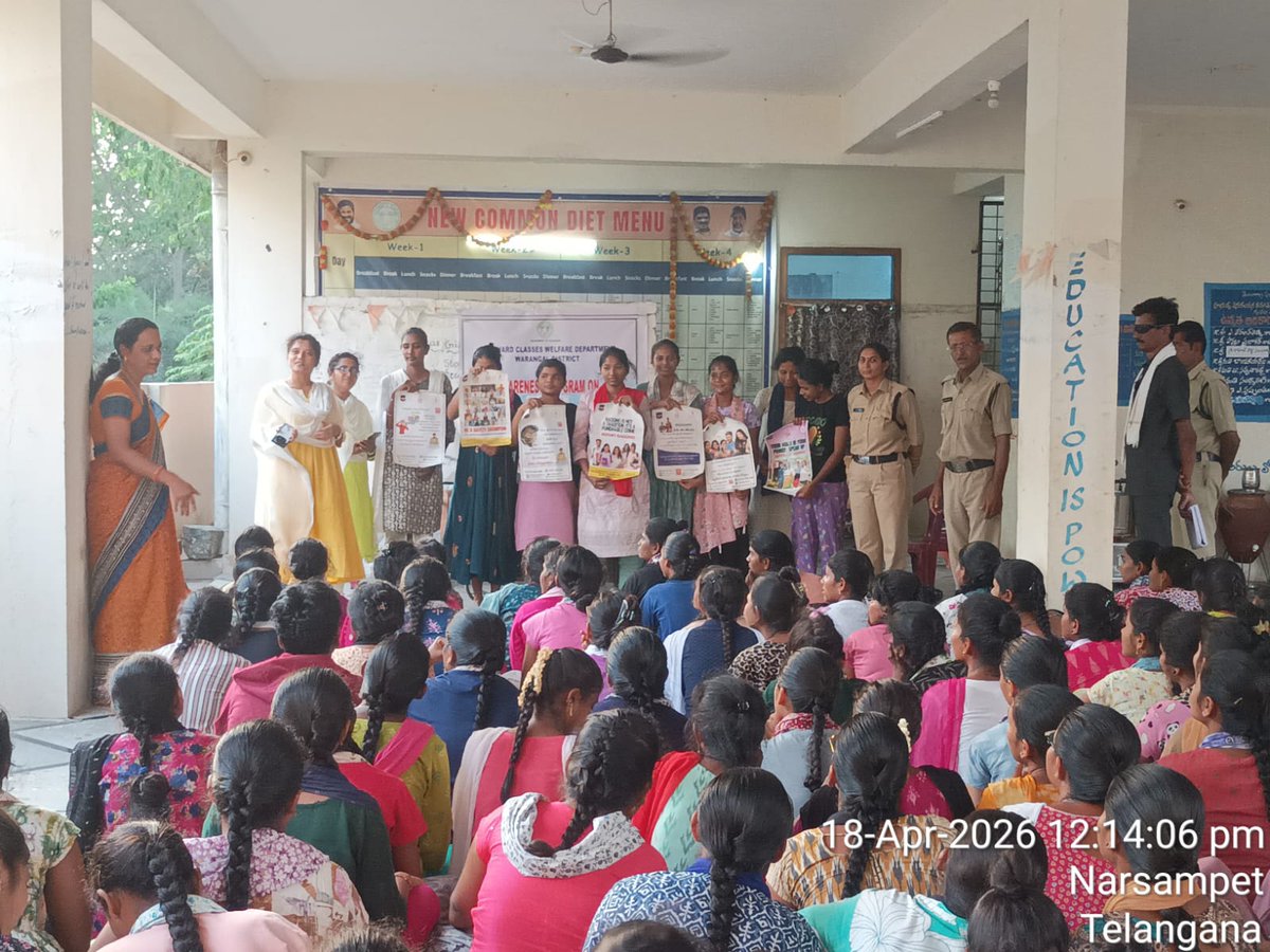 she_teams's tweet image. Conducted #Awareness Programme at #BC HOSTEL #NARSAMPETA. In which 130 Members of Students were participated. We explained the following topics what is #sheteam,how it Works how it is useful for them #child abuse,#TSafe App,Child #helpline No.1098 etc...
