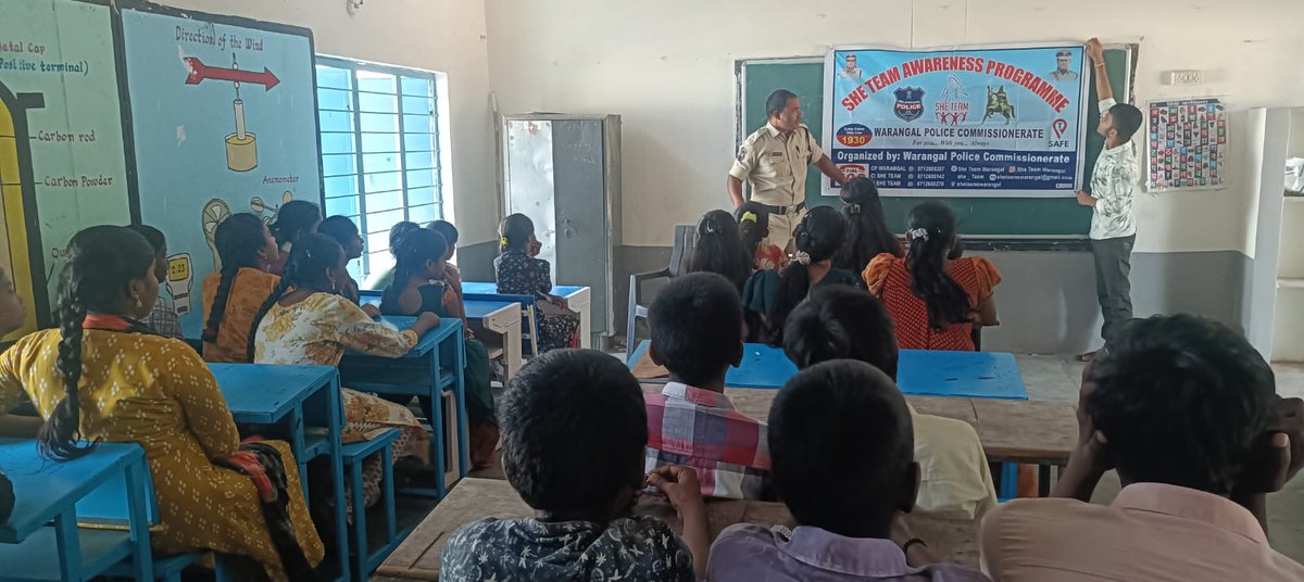 she_teams's tweet image. Conducted #Awareness Programme at #GOVT HIGH SCHOOL WADDEPALLY #HANAMKONDA. In which 40 Members of Students were participated. We explained the following topics what is #sheteam,how it Works how it is useful for them #child abuse,#TSafe App,Child #helpline No.1098 etc...