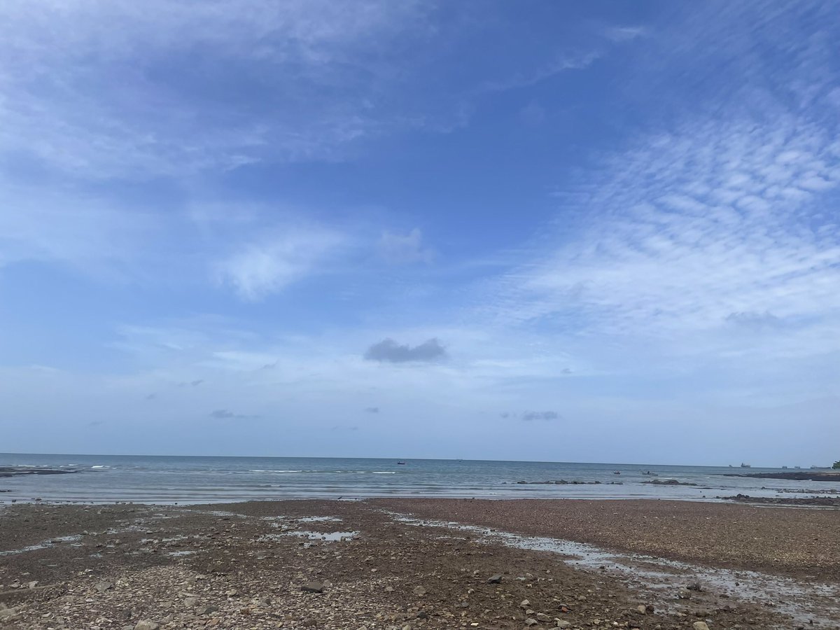 JasonGloball's tweet image. Being a Digital Nomad isn't just about travel; it's about digital independence. 🌏
Your office is where your connection is. Choosing my own "digital borders" is the first step to true freedom in 2026. 🚀
Who else is building their own remote paradise? 🏝️
#Freedom #DigitalNomad