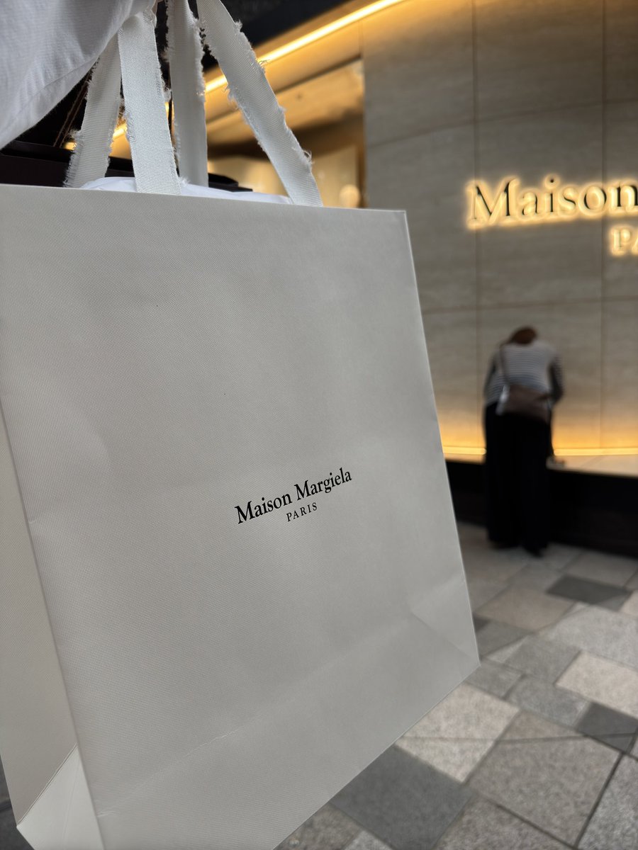 леник tweet media