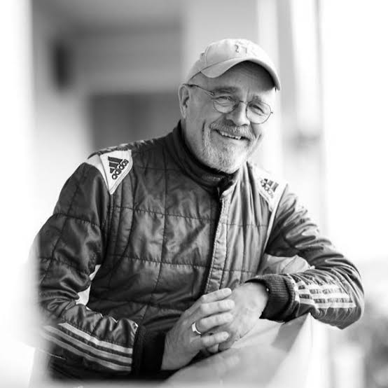 Felipe_MunozJr's tweet image. Muy triste escuchar de la muerte de el piloto Juha Miettine... 
Hubo un acciente en la sesión clasificatoria para las 24 Horas de Nurburgring con muchos coches involucrados que llevo al triste fallecimiento del piloto.. Que descanse en paz 
#qepd
#QDEP 
#RIP 
#juhamiettine