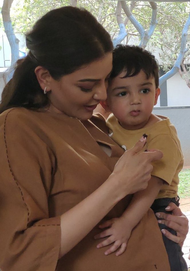 RamanaS54343440's tweet image. Happieee  Birthday to our cute prince Neil gadu🥹❤️ 😘 😍 
@MsKajalAggarwal #KajalAggarwal #NeilKitchlu