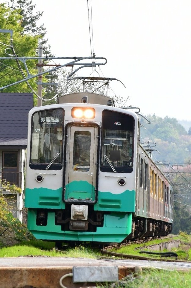 カルミコ tweet media