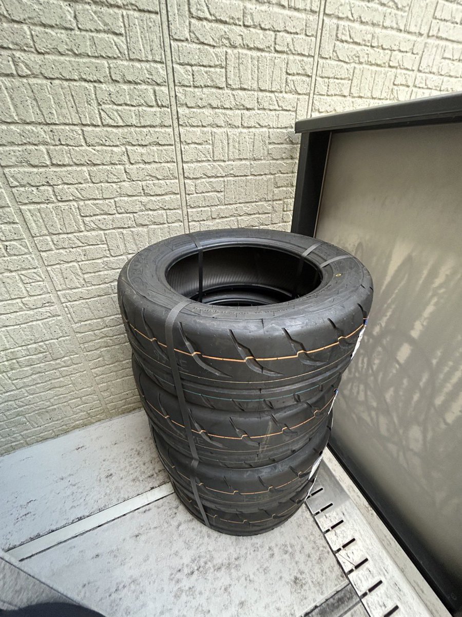 タイヤきた