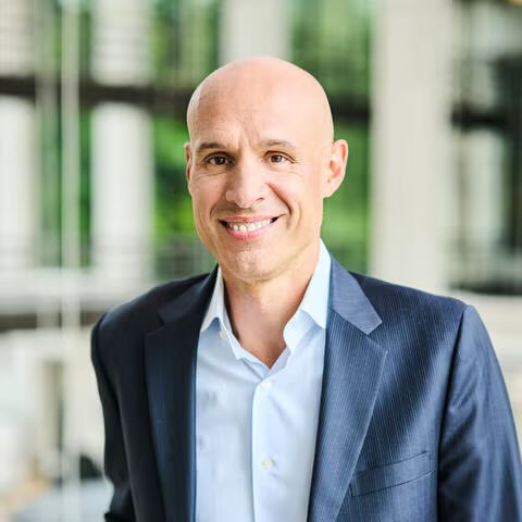 40k_Marine's tweet image. 🚨 BREAKING !! 🚨

SWIFT CEO Javier Pérez-Tasso:
“82% of member banks will onboard the @chainlink ecosystem as soon as the Clarity Act passes”

Huge for $LINK 📈📈