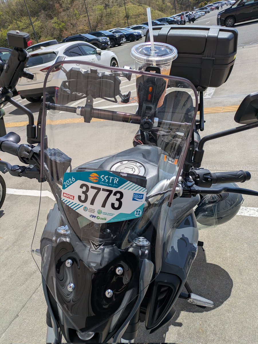 yotyuui's tweet photo. #今のバイクに何年乗ってる
４年目になりました。
＃ツーリング
#バイク乗りと繋がりたい 
＃バイク好きと繋がりたい
＃コストコ https://t.co/HE0QVCLlOA