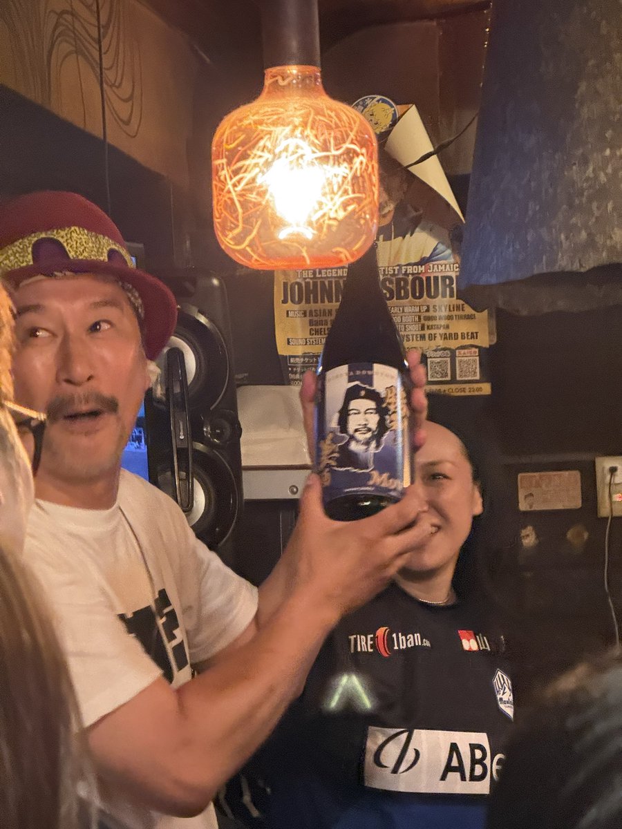 ヒッティー tweet media