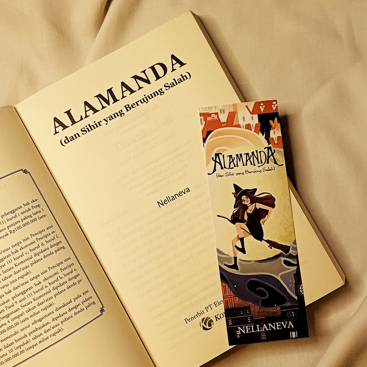 april’s bookmail! 💌📚🧙🏻‍♀️

— (🔮) Alamanda (dan Sihir yang Berujung Salah) by Nellaneva