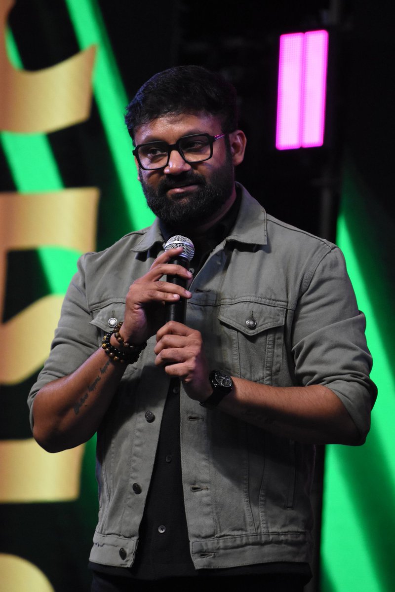 rameshlaus's tweet image. If there’s one takeaway after #MrX, it’s this — Director @itsmanuanand has the eye for STYLE &amp;amp; substance 💥

After #VishnuVardhan, he genuinely feels like the right fit to present #AK in a slick, ultra-stylish avatar with solid hero elevation 🔥

A combo that can deliver both